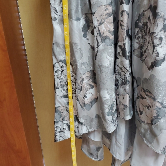 Eliza J Belted Jewled Ballgown - Picture 6 of 8